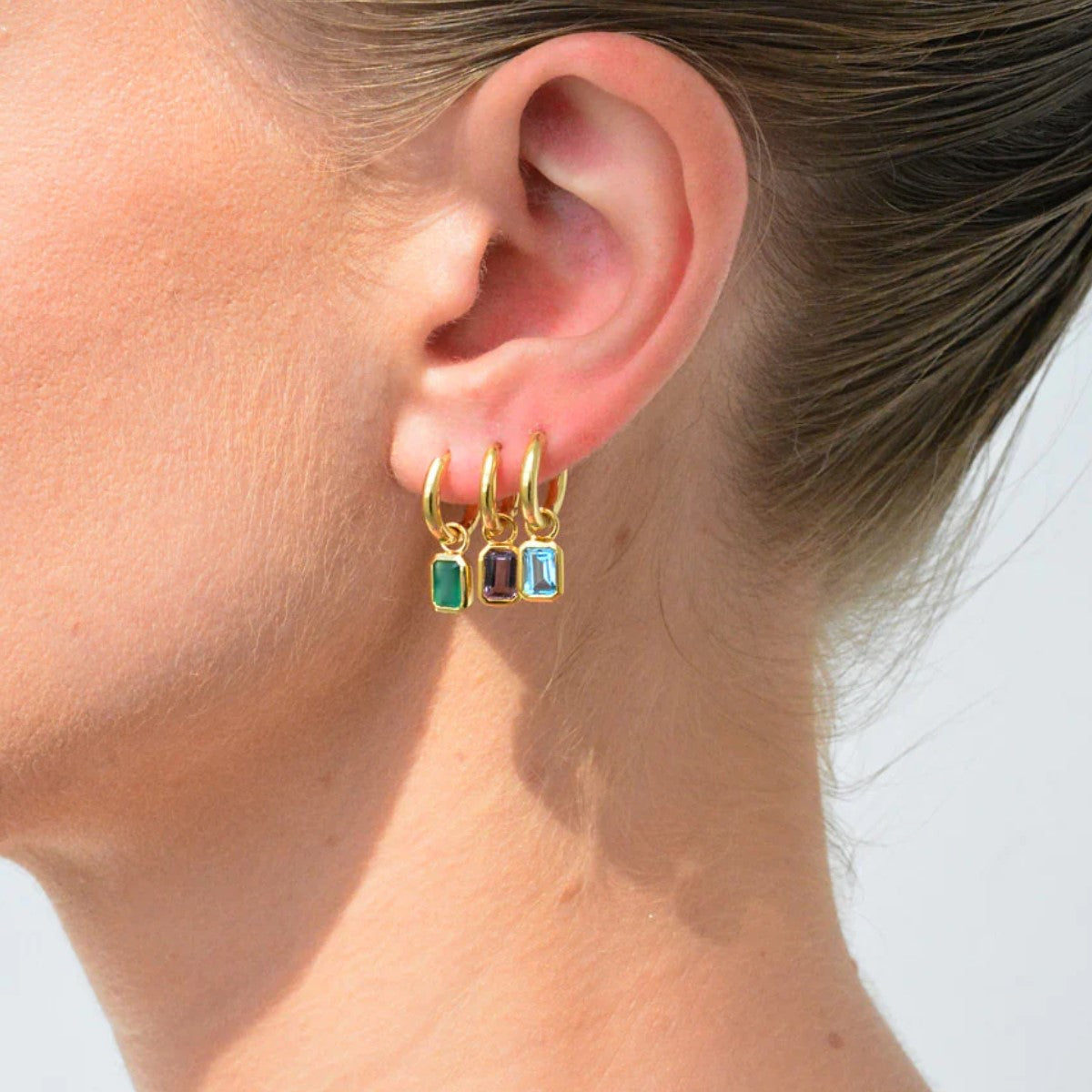 Linda Tahija Gold Gemme Huggie earrings - Blue Topaz