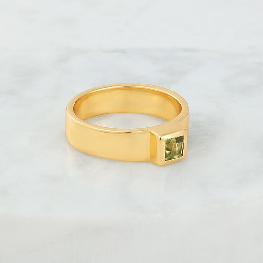 Zafino Montana Peridot Ring Size 7